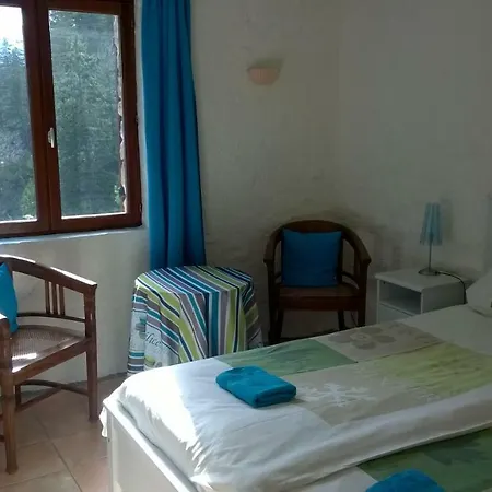 Mas Du Verdon فندق مبيت وإفطار
