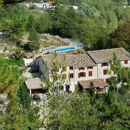 فندق مبيت وإفطار Mas Du Verdon 5*
